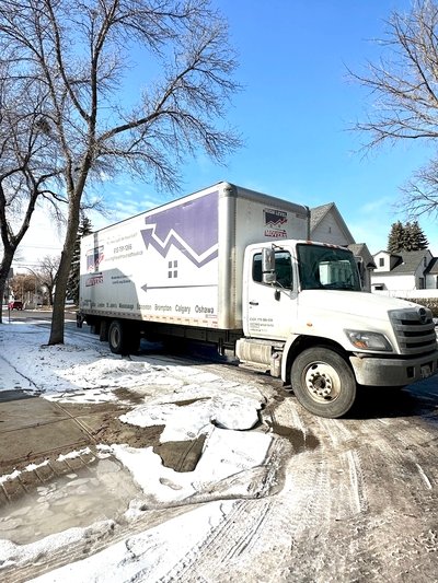 High Level Movers fleet
